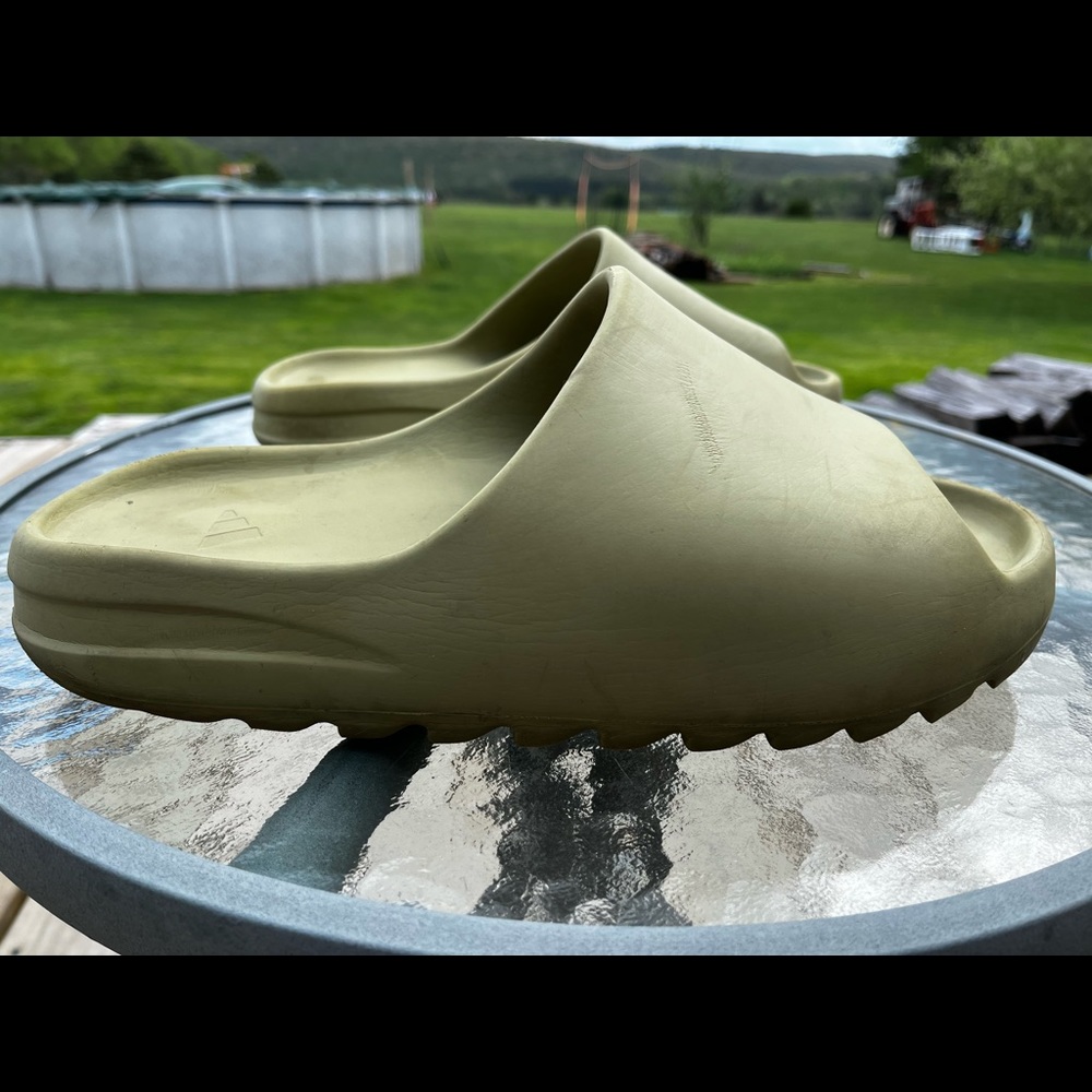 Yeezy Slides